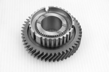 Speed Gear 33046-35062 (33T/47T) for Toyota HILUX - The Speed Gear 33046-35062, with a gear ratio of 33T/47T, is engineered for Toyota HILUX models. It enhances gear shifting precision and speed control.