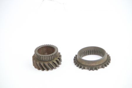 This gear has 19 teeth and is part of the Speed Gear set for KBD25 and KBD26 models manufactured between 1979 and 1984.