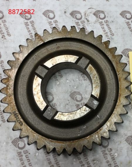 EATON MID RANGE FOR GEARBOX MODEL. - 8872582 is for eaton 2nd speed gear.