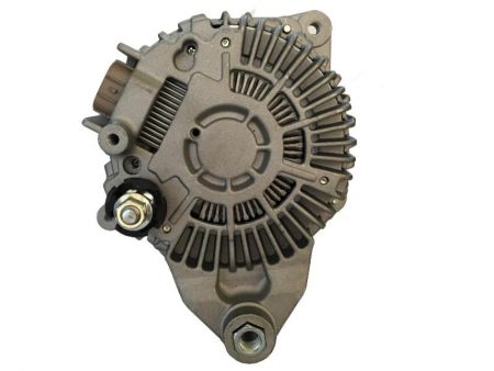 INFINITIのオルタネーター