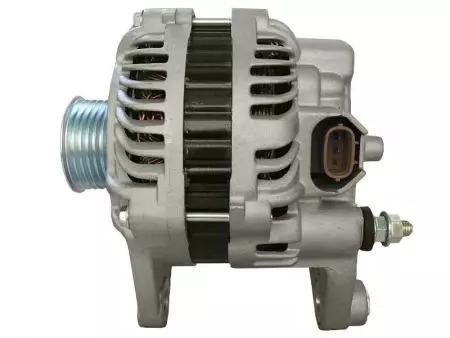 NISSAN NAVARA (D40TT)의 발전기