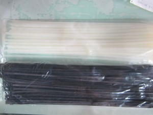 Nylonový svazovací pásek - Nylonová svorka 530m/m*7.6 černá
Nylonová svorka 530m/m*7.6 bílá