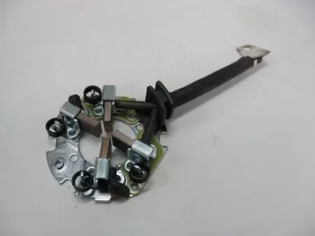 SOPORTE DE CEPILLO - M001T6038 - SOPORTE DE CEPILLO DE ARRANQUE PARA M001T60381