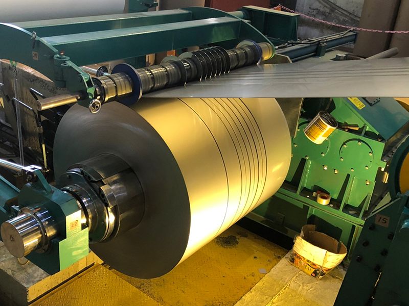 The width, weight, and protective film of stainless steel strips can be customized according to customer requirements