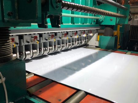 Leveling rolls of the 1600mm steel coil leveling machine