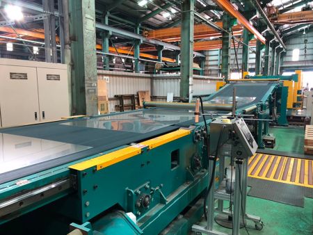 Upper conveyor of the 1600mm steel coil leveling machine