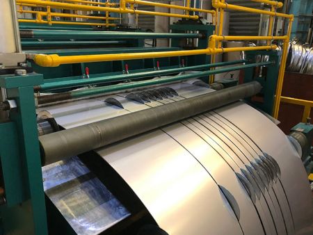 Rough leveling area of 1600mm steel coil slitting machine