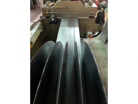 Recoiler of the 400mm steel coil slitting machine