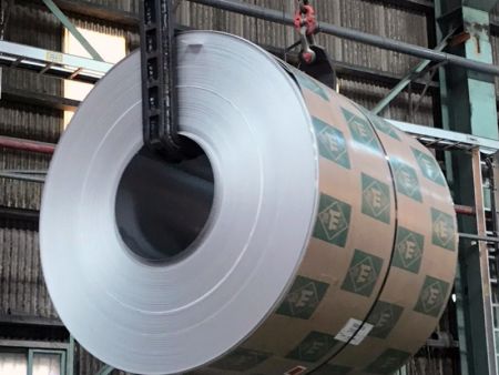 Gulungan Baja Tahan Karat 430 - Gulungan baja tahan karat 430 dengan finishing permukaan 2B, dengan ketebalan 0,8mm