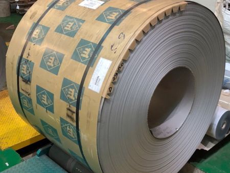 316 stainless steel coil with HL surface, a thickness of 1.0mm.