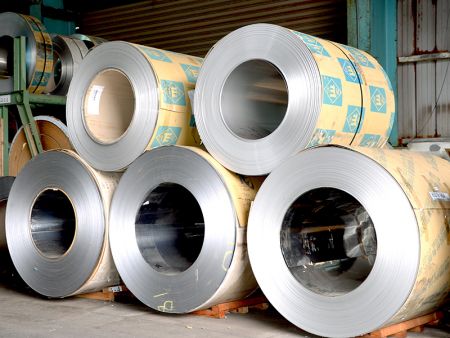 430 stainless steel coils with different thickness.