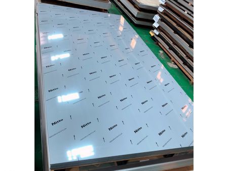 304L Stainless Steel Sheet - 304L stainless steel sheets with a BA surface finish, and they are protected with a fiber laser protective film