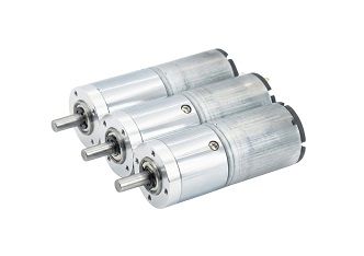 محرك DC مزود بتروس عالي CP