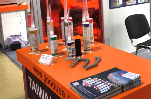 Discover Good Use Hardware range of injection adhesive anchors and caulking gun