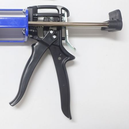 Pistola de pegamento de doble tubo de 385 ml - Dispensador de dos  componentes resistente para cartucho de epoxy de 385 ml, Fabricante de  anclajes químicos inyectables vendidos en 40 países desde 1997