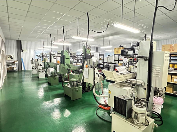 半導體製程高精密客制化核心零部件領導品牌。