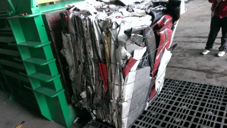 Pressa per imballaggio per plastica rigida - Plastica rigida