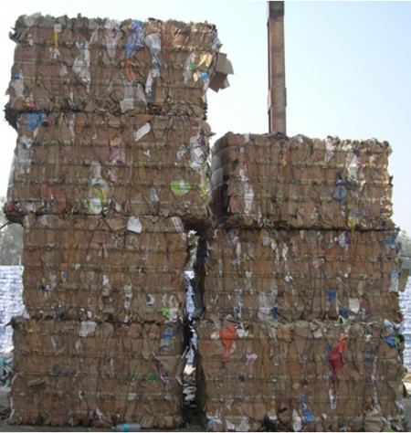 回收废纸捆包