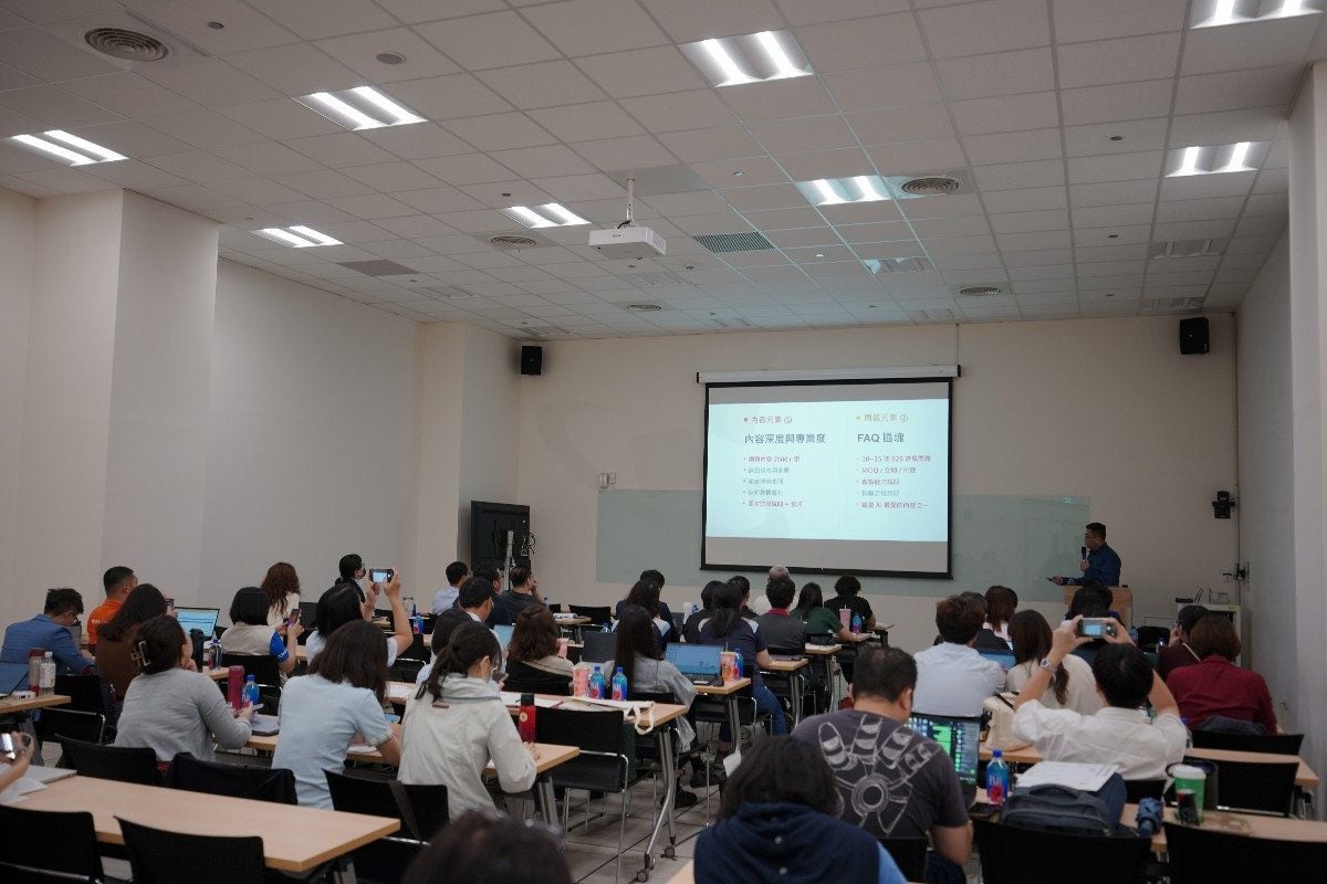 外销企业询问品质与成交率提升座谈会(6月17日台南场) 现场实况 外销企业询问品质与成交率提升座谈会(6月17日台南场) 现场实况
