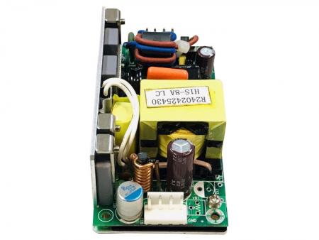 مزود طاقة DC/DC مفتوح الإطار بمدى واسع 24V 60W. - مزود طاقة DC/DC معزول بمدى واسع 24V 60W.