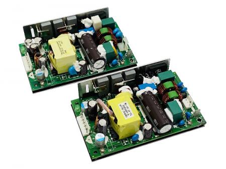 300W Dualis Energiae Adiutorium.