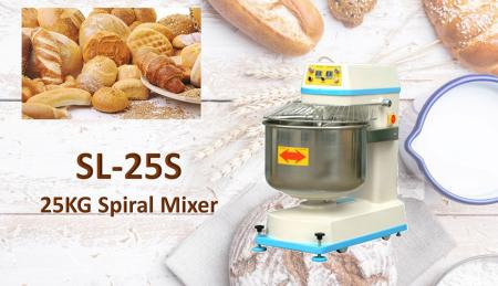 Спиральный миксер - Нежно смешивайте тесто для хлеба, позволяя ему развивать правильную структуру глютена.