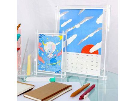 Custom acrylic picture frame