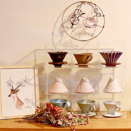 Vitrine en céramique acrylique pour tasses à café