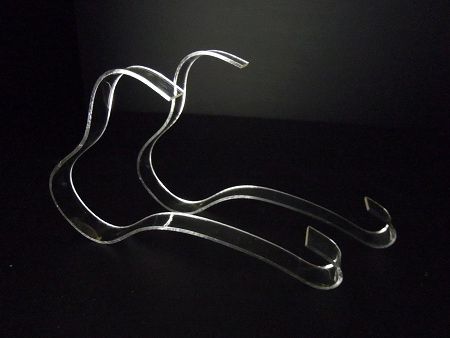 رف أحذية من الأكريليك