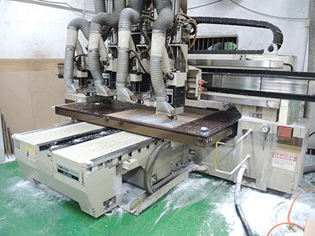 Machine de gravure CNC