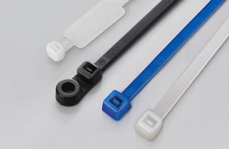 Fascetta in plastica