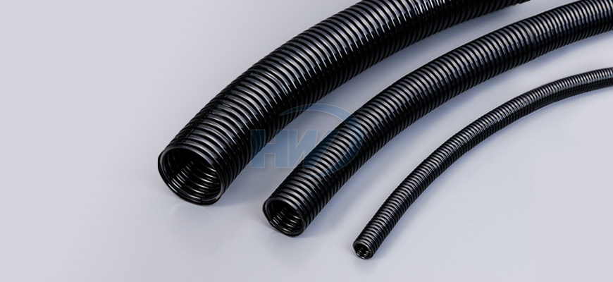 أنابيب مموجة