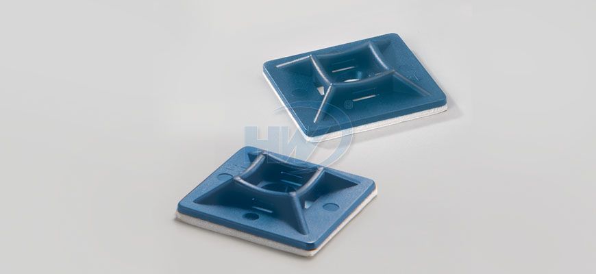 Supporti per fascette adesive metal detectabili.