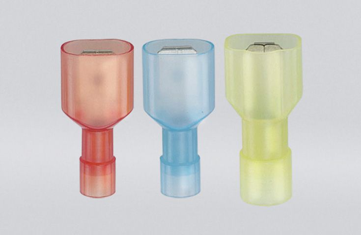 Disconnettori Maschi Isolati in Nylon (Facile Inserimento)