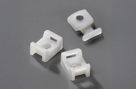 تركيب بواسطة مسمار - تثبيت بالمسمار