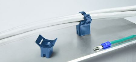 Cable Tie Mounts,Saddle Type,Polyamide,9.0mm Max. tie width,5.0mm Mounting Hole