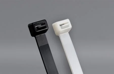 230x12.6mm (9.1x0.50インチ)、ケーブルタイ、PA66、再利用可能、超重荷重用 - 再利用可能な特別重荷重ケーブルタイ