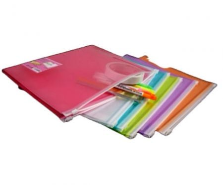 PP Clear Book 10P with Zipper Cover Pocket.