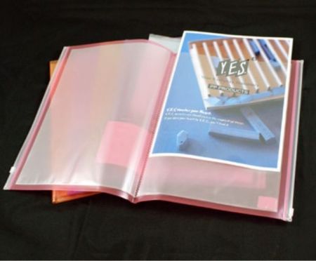 PP Clear Book 10P with Zipper Cover Pocket.