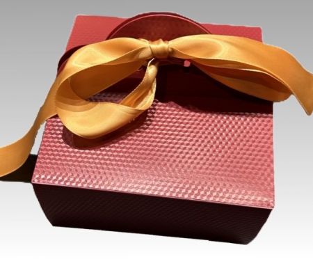 PP Cadeau Doos Cloud Stijl – Speelse Elegantie Ontmoet Praktisch Ontwerp