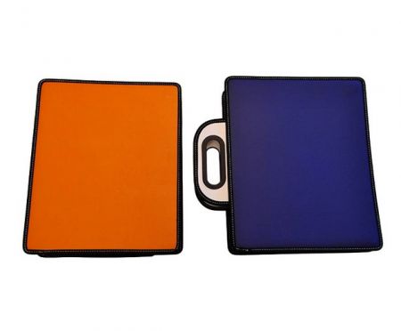 आधुनिक ब्रीफकेस।