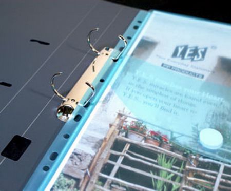 Documento recargable con carpeta de 2 anillas.