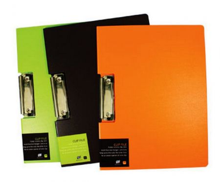 エコフレンドリーなフォームPPワイヤークリップフォルダーの中央。