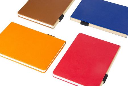 212-1款书背搭接款精装笔记本