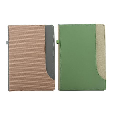 背表紙筆挿し層ポケット型