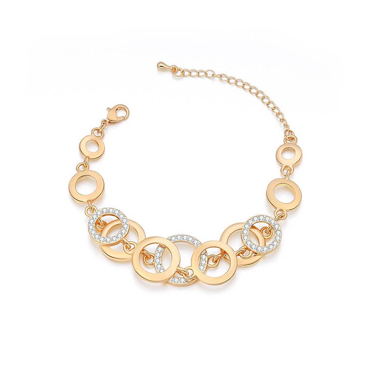 Close-up of the Endless Link Bracelet (JRH-008) showcasing its gold-plated finish and interlocking circular links adorned with sparkling white crystals.