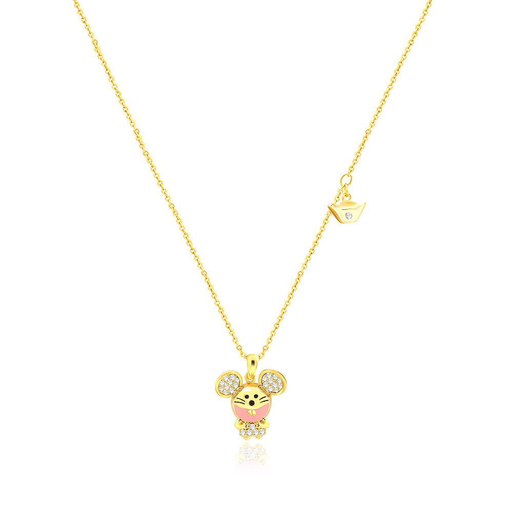 Engros Söt Mus Halsband (JRN-017) med en guldpläterad mus hängande och en extra charm, visad på en vit bakgrund.