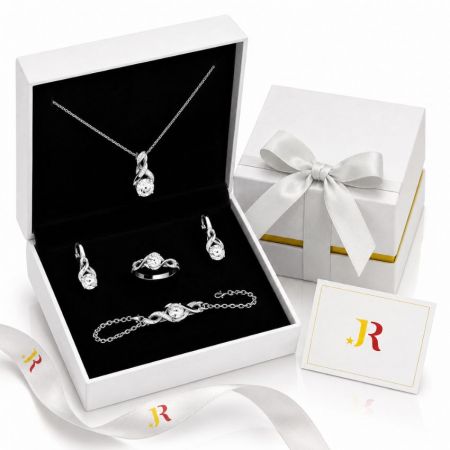 Aangepaste zilveren sieradenset OEM met privélabel witte geschenkdoos en logo kaart. Groothandel leverancier.