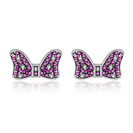 Zilveren cubic zirconia roze strik stud oorbel - Een paar zilveren cubic zirconia roze strik stud oorbellen, gevormd als vlinders met levendige roze, paarse en heldere edelstenen op een sterling zilveren basis.