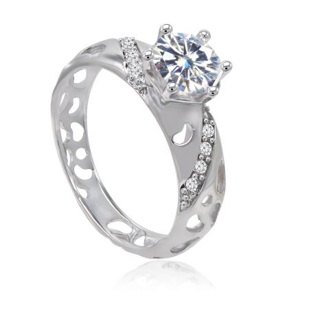 Close-up of the Timeless Ring Set's main ring, highlighting the central cubic zirconia on a heart-shaped band detail.